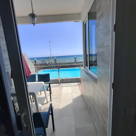 Nidos Apartment *