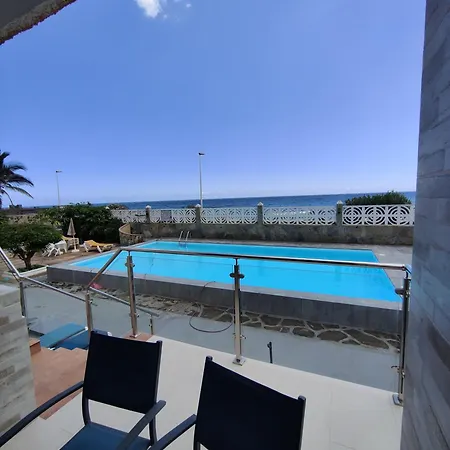 Nidos Apartment